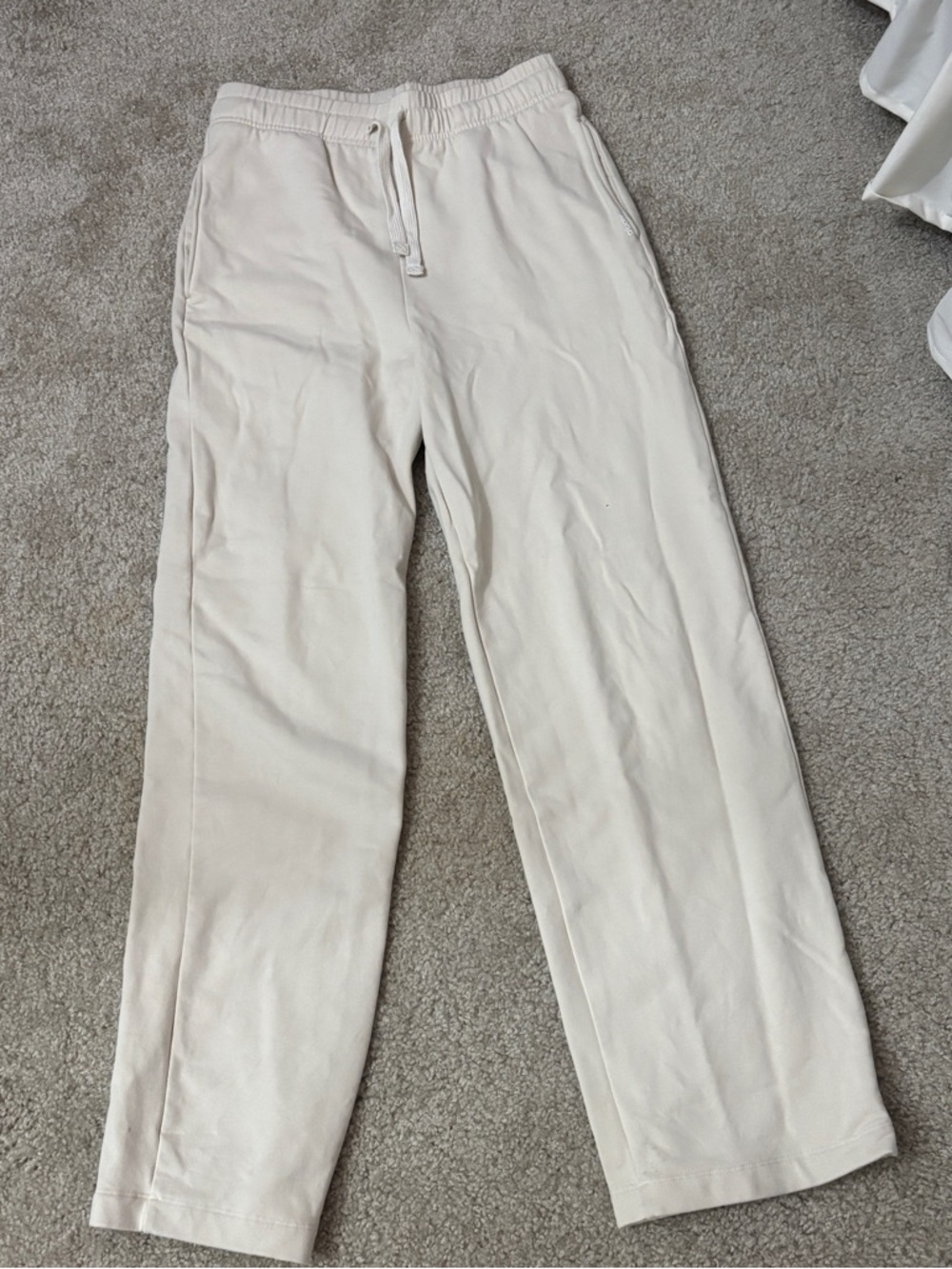 Women’s Glyder Drawstring Casual Pants in Light Beige
